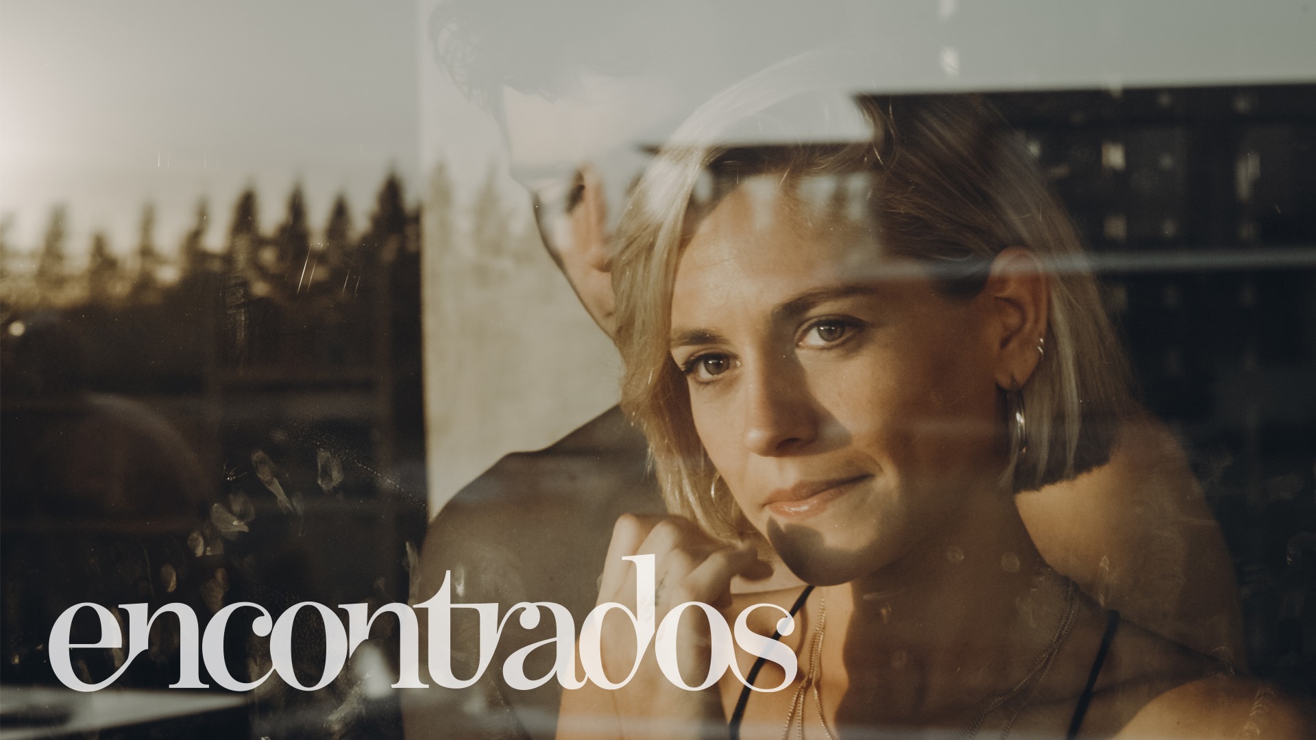 encontrados poster